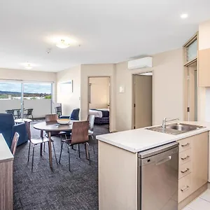 Aparthotel Hume Serviced